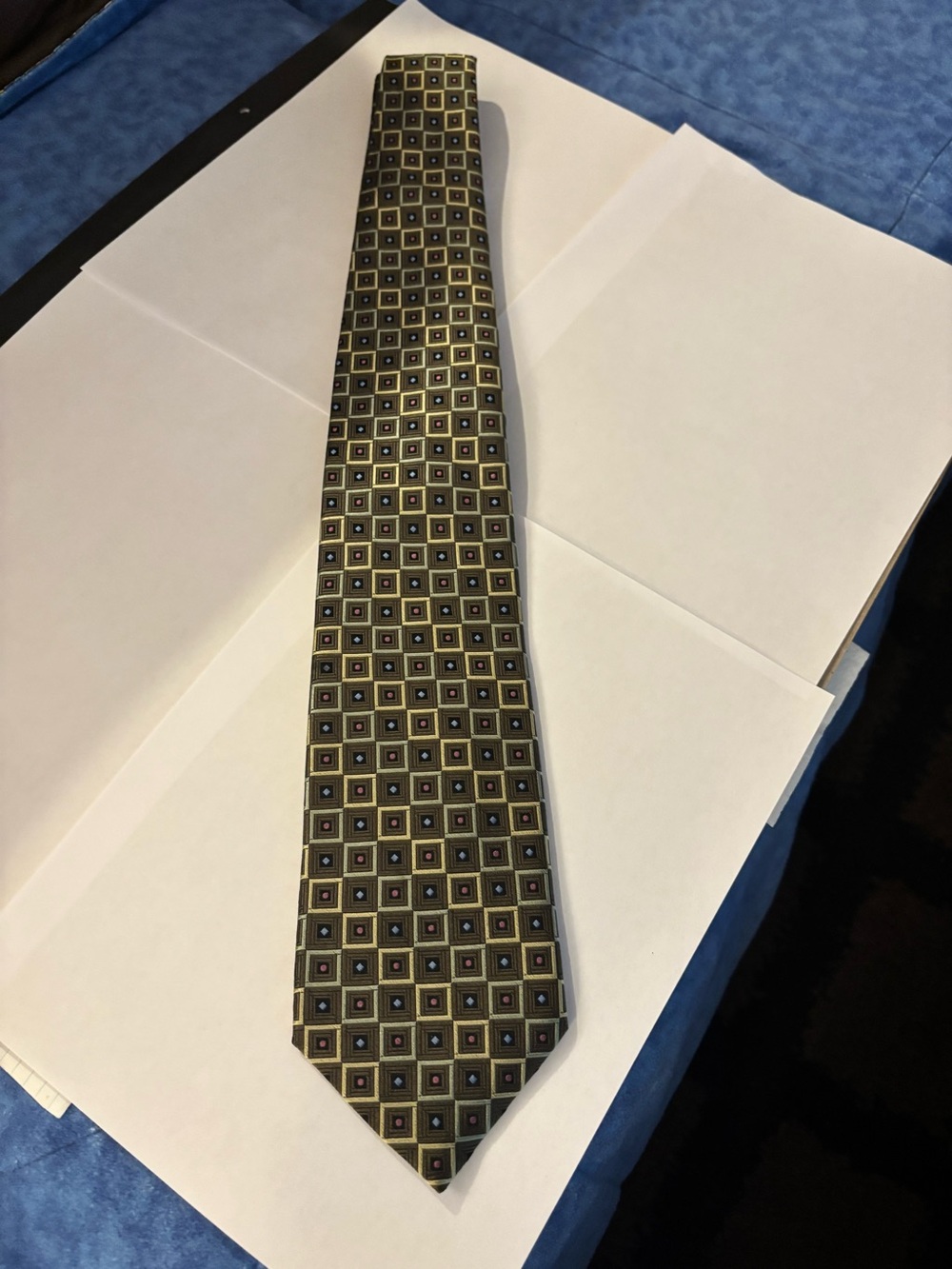 Enro Men's Olive Green Geometric Silk Tie